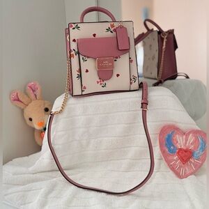 Coach Mini Pepper Crossbody Heart Petal Print Chalk Multi Canvas Leather